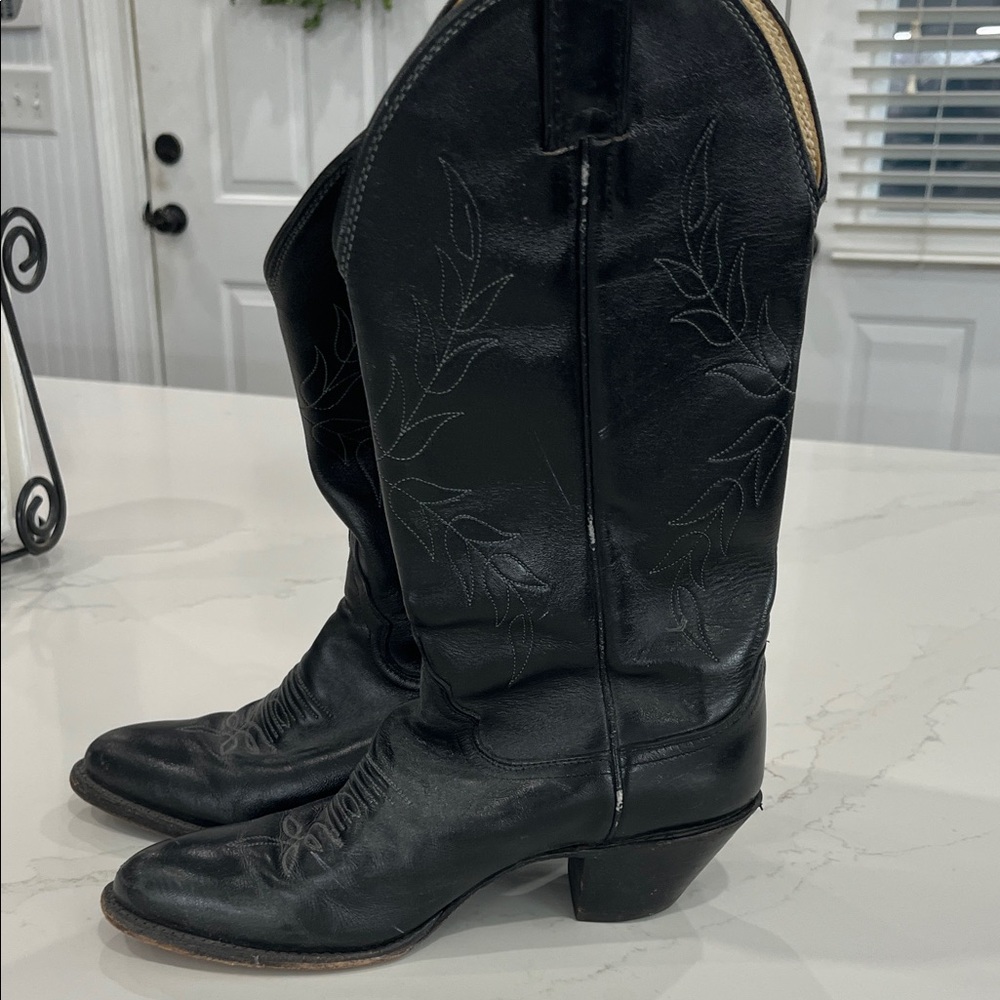 Justin Boots Black Western Heeled Boots